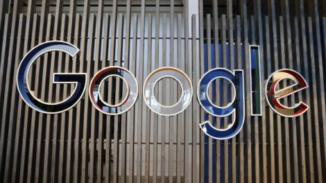 Multa a Google por noticias falsas y propaganda LGTB