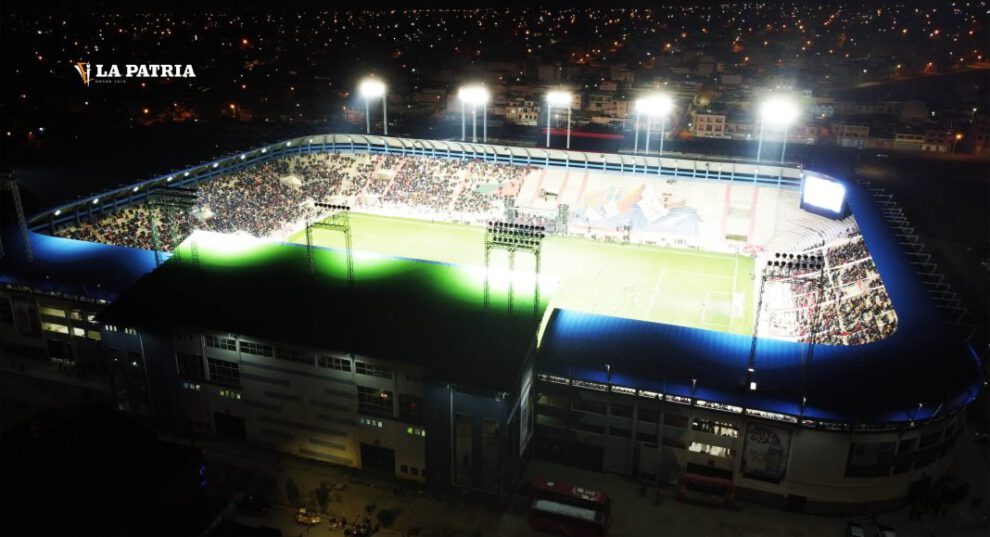 Vista panorámica del Estadio Villa Ingenio con moderno sistema de iluminación