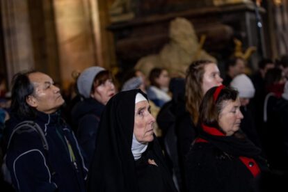 Tiroteo en Praga provoca luto nacional