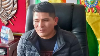 Senador Benjamín Vargas desafía al ministro Del Castillo sobre el ascenso del coronel Holguín