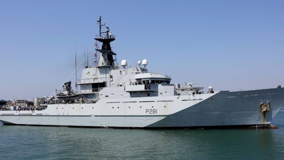 Marina británica alerta sobre explosiones cerca de un barco en Yemen