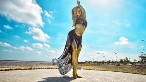 Estatua de Shakira en Barranquilla