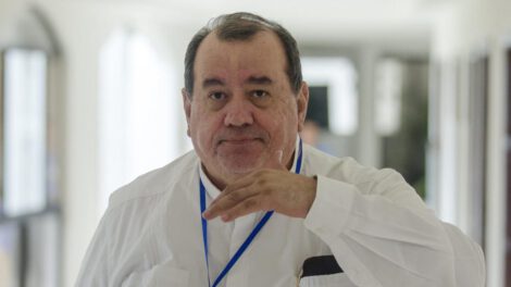 Detención sacerdote Carlos Ávilés en medio de tensiones entre Gobierno e Iglesia