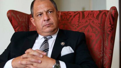 Entrevista a Luis Guillermo Solís sobre política y democracia