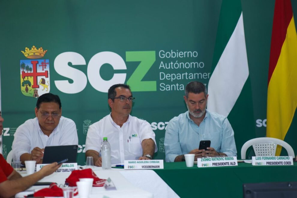 Mario Aguilera Gobernación interina en Santa Cruz
