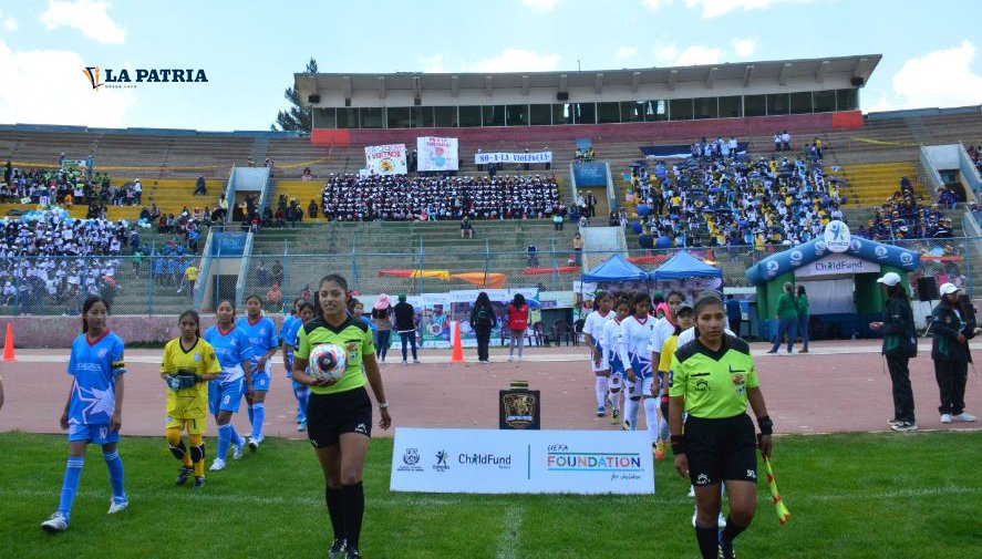 Centro de entrenamiento Oruro beneficiará al fútbol