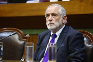 Juicio político contra Carlos Montes en la Cámara de Diputados de Chile