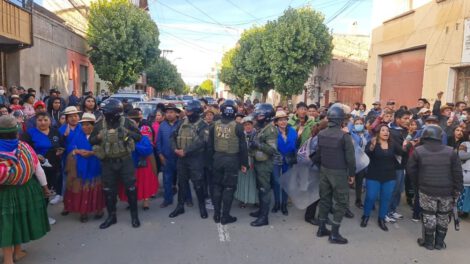Enfrentamiento en Radio Bolivia entre facciones del MAS