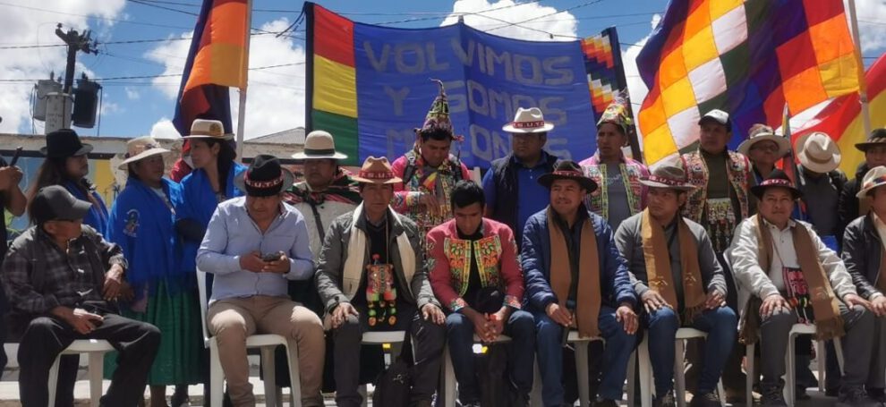 Organizaciones que respaldan a la Fsutco de Elías Mamani Zenteno en la presentación de la XXXI Anata Andina