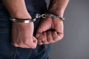 Joven apuñala y mata en la zona El Calvario de Potosí