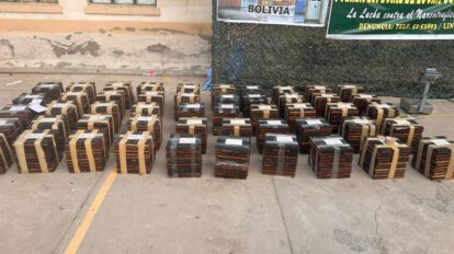 Incautan 8 toneladas de cocaína oculta en madera