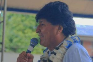 Evo Morales denuncia conspiración del Gobierno para vincularlo con narcotráfico