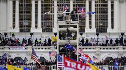 Los seguidores del expresidente Donald Trump durante el asalto al Capitolio