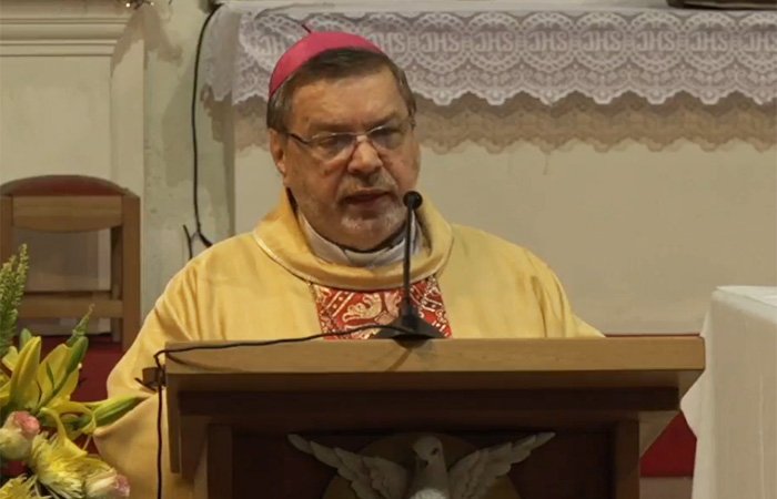 Obispo de Santa Cruz lamenta uso de Dios en disputas políticas