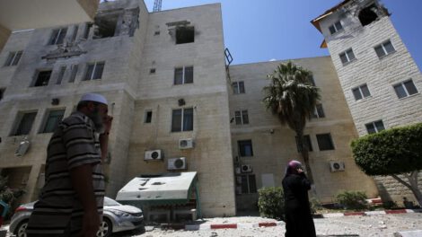Evacuación del Hospital Al-Aqsa en Gaza