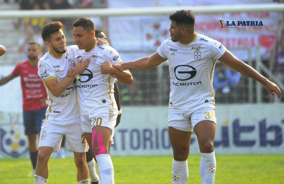 Cristian Farah entrenador Real Santa Cruz