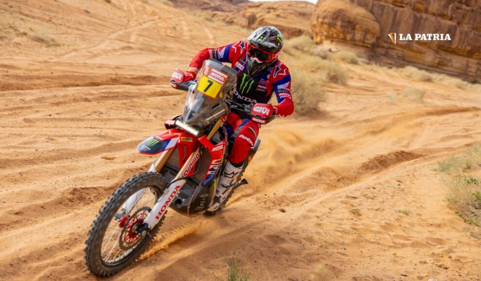 Pablo Quintanilla compitiendo en el Rally Dakar 2024
