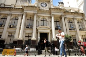 Cierre del Banco Central en Argentina