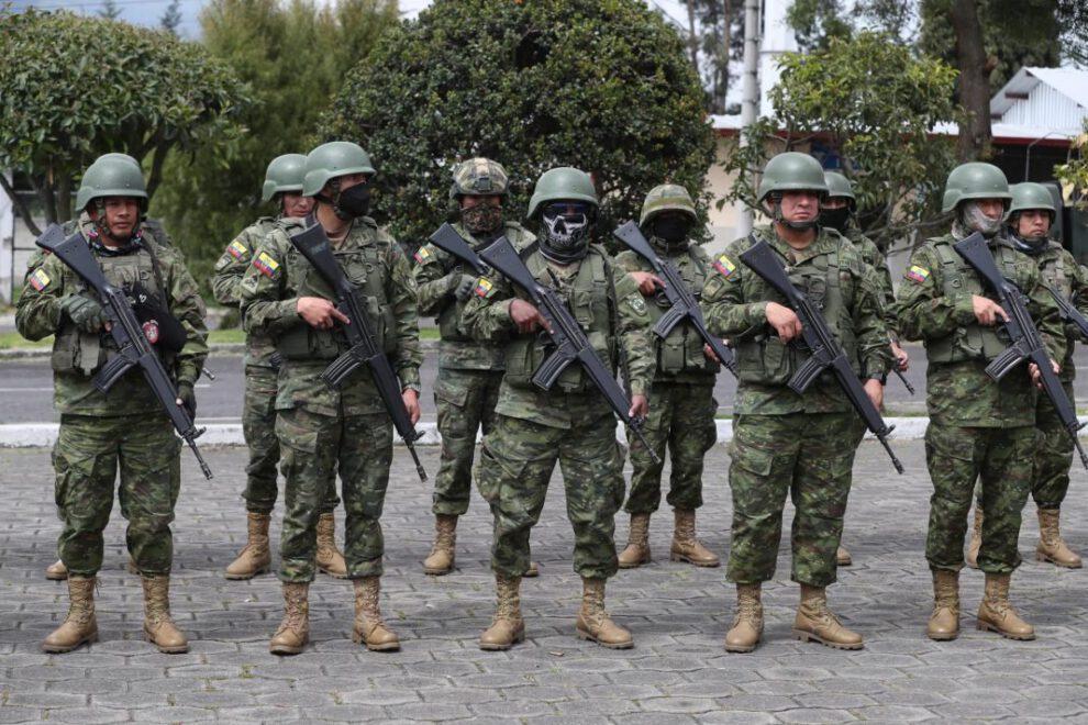 Violencia de bandas armadas en Ecuador
