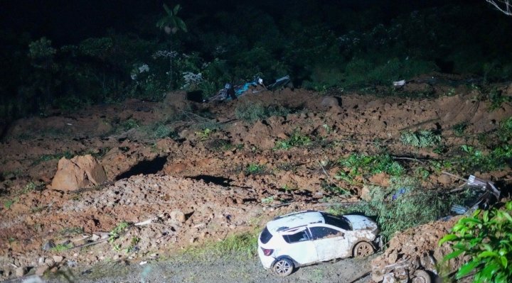 Derrumbes en Chocó dejan 18 fallecidos y 30 heridos