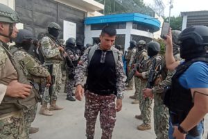Motines carcelarios en Ecuador y liberación de rehenes