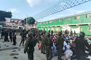 Estado de excepción en Ecuador con 143 detenidos por terrorismo