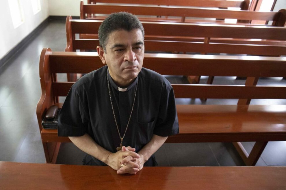 Liberación de religiosos en Nicaragua, incluyendo al obispo Rolando Álvarez