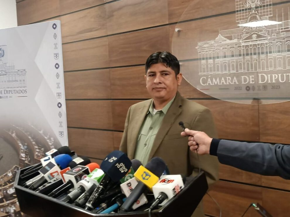 Usurpación de funciones en caso de magistrados prorrogados