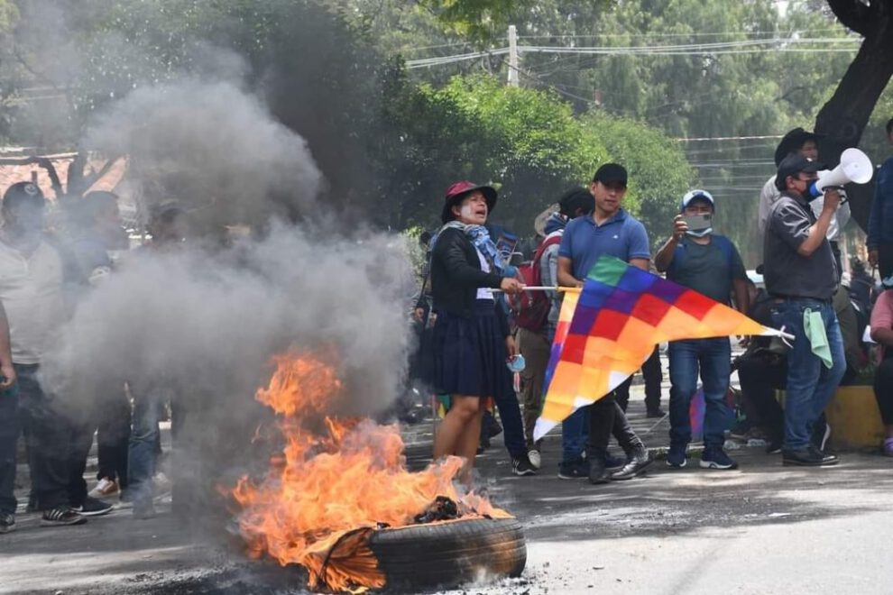 Protestas en Sucre exigen renuncia de magistrados autoprorrogados