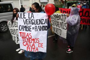 Extorsión policial en Bolivia durante marcha de trabajadoras sexuales
