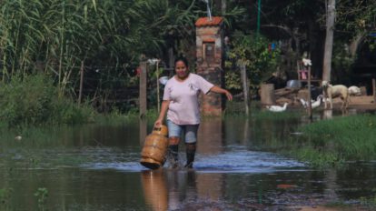 Inundaciones en Bolivia afectando a familias damnificadas