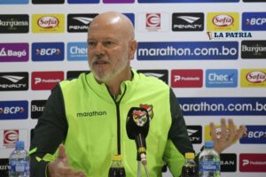 Antonio Carlos Zago dirige a la selección boliviana Sub-23
