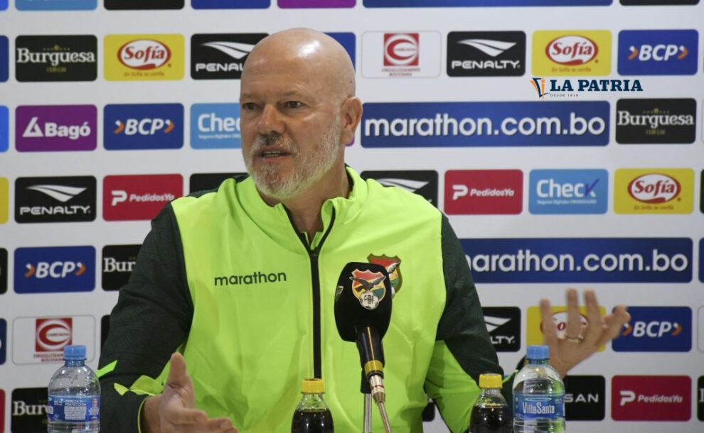 Antonio Carlos Zago dirige a la selección boliviana Sub-23