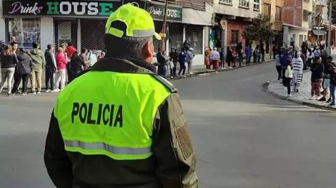 Policías imputados por sustracción de 843.000 dólares en control de rutina