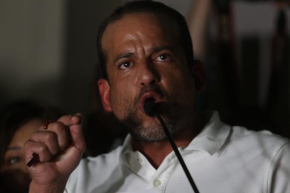 Luis Fernando Camacho en huelga ciudadana por el censo poblacional