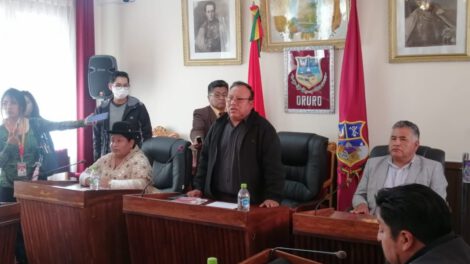 Freddy Mamani presidente Concejo Municipal