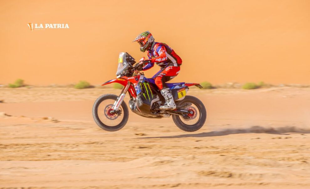 Ricky Brabec en plena competencia en el Rally Dakar