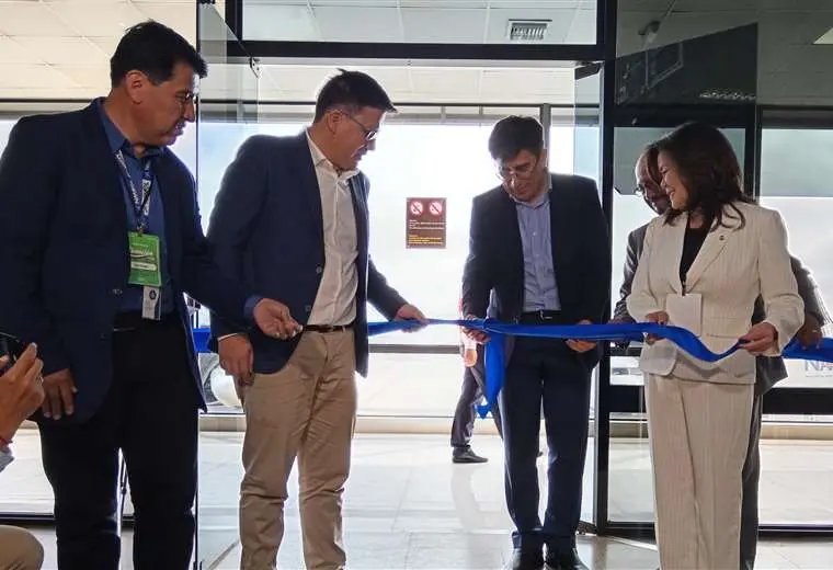 BoA inaugura ruta directa entre Santa Cruz y Asunción
