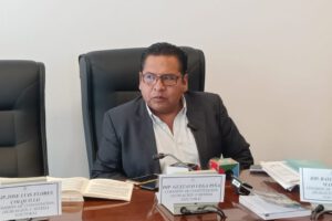 Juan José Jáuregui niega validez legal de la reunión de bancadas