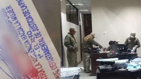 Juzgado de El Alto: Secretaria y 4 pasantes aprehendidos por alterar documentos