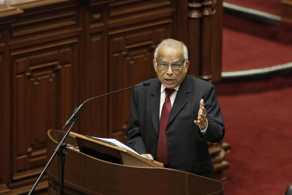 Inhabilitación Aníbal Torres por incitar movilización contra la oposición