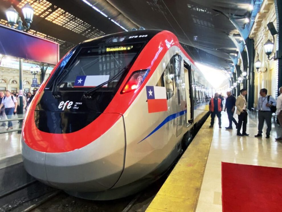 Inauguración del tren express en Chile