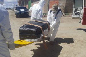 Cuerpo encontrado en maleta relacionado con crimen en Oruro