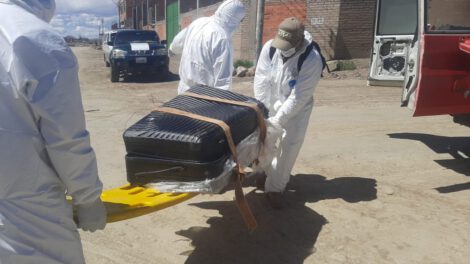 Cuerpo encontrado en maleta relacionado con crimen en Oruro