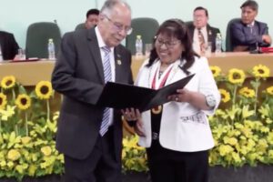 Colegio Médico de Oruro celebra 50 años de lucha y formación profesional