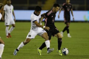 El Salvador empata con Messi en partido amistoso