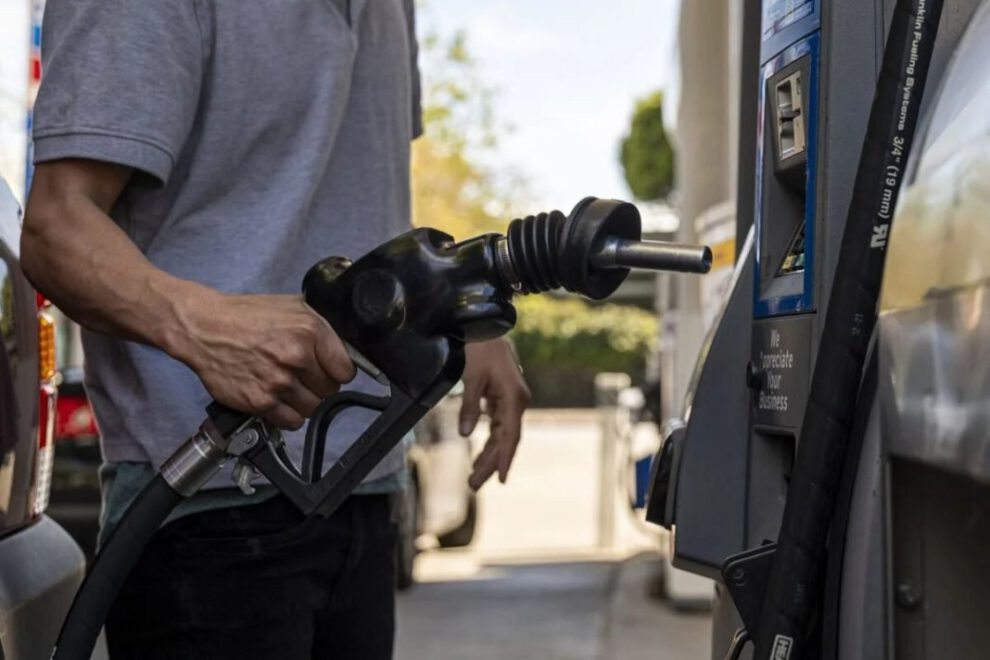 Precios de combustible para transportistas en Bolivia