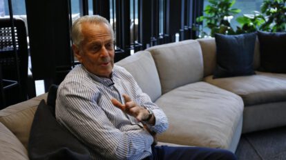 Sobreviviente de los Andes elogia película La sociedad de la nieve
