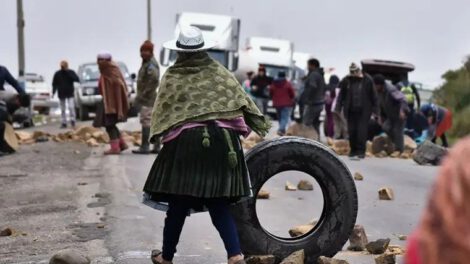 Bloqueo de caminos exigiendo renuncia de magistrados