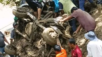 mazamorra en Irupana arrastra vehículo dejando 4 muertos